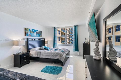 Copropriété à louer à Hollywood, Floride: 1 chambre, 69.21 m2 № 1365851 - photo 17