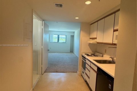 Appartement à louer à South Miami, Floride: 36.88 m2 № 1365852 - photo 3