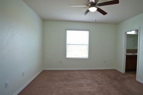 Townhouse in Davenport, Florida 3 bedrooms, 140 sq.m. № 1369798 - photo 20