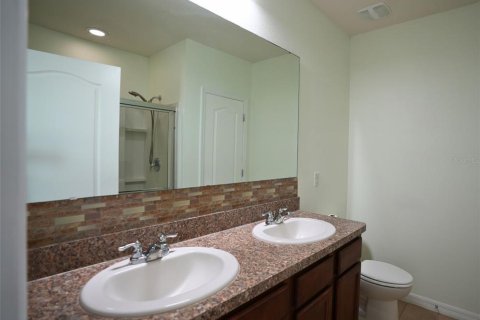 Townhouse in Davenport, Florida 3 bedrooms, 140 sq.m. № 1369798 - photo 22