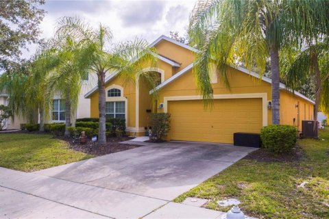 House in Kissimmee, Florida 4 bedrooms, 201.13 sq.m. № 1392939 - photo 2