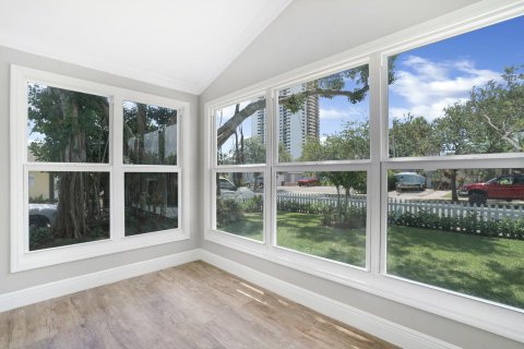 Villa ou maison à vendre à West Palm Beach, Floride: 2 chambres, 77.29 m2 № 1160511 - photo 20