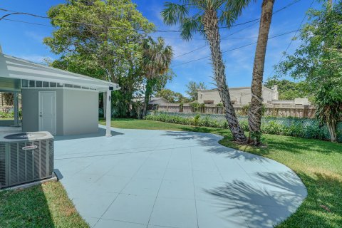 Villa ou maison à vendre à West Palm Beach, Floride: 2 chambres, 77.29 m2 № 1160511 - photo 4