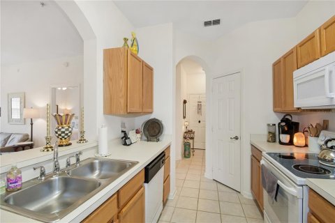 Condominio en venta en Orlando, Florida, 2 dormitorios, 103.68 m2 № 971611 - foto 14