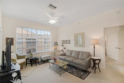 Condominio en venta en Orlando, Florida, 2 dormitorios, 103.68 m2 № 971611 - foto 4