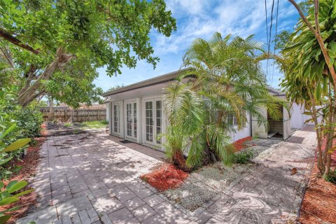 House in Fort Lauderdale, Florida 3 bedrooms, 156.17 sq.m. № 1116385 - photo 29