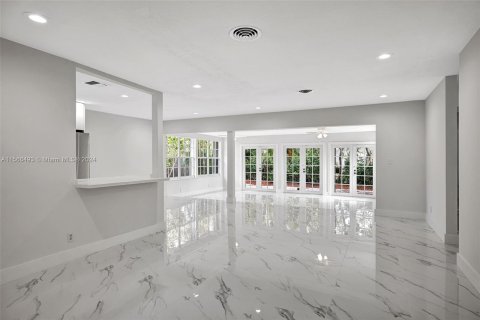 Casa en venta en Fort Lauderdale, Florida, 3 dormitorios, 156.17 m2 № 1116385 - foto 7