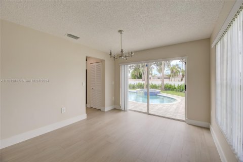 Casa en venta en Plantation, Florida, 4 dormitorios, 243.59 m2 № 1310430 - foto 20