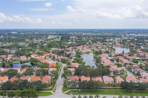 Casa en venta en Plantation, Florida, 4 dormitorios, 243.59 m2 № 1310430 - foto 12