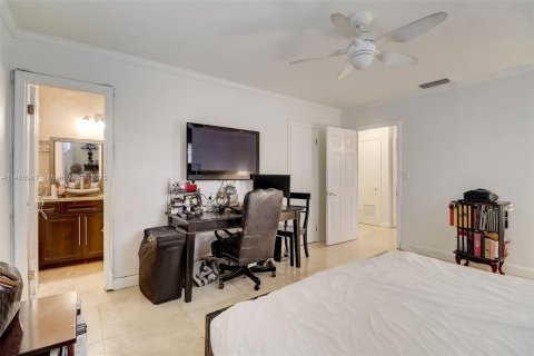 Casa en venta en Palmetto Bay, Florida, 3 dormitorios, 162.3 m2 № 845757 - foto 13
