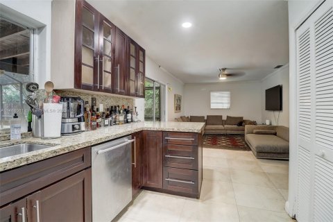 Casa en venta en Palmetto Bay, Florida, 3 dormitorios, 162.3 m2 № 845757 - foto 9