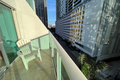 Condo in Miami, Florida, 1 bedroom  № 1364235 - photo 11