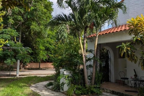 Casa en venta en Miami, Florida, 3 dormitorios, 251.95 m2 № 1409283 - foto 3