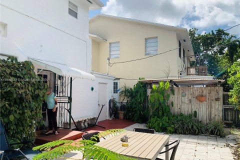 Casa en venta en Miami, Florida, 3 dormitorios, 251.95 m2 № 1409283 - foto 7