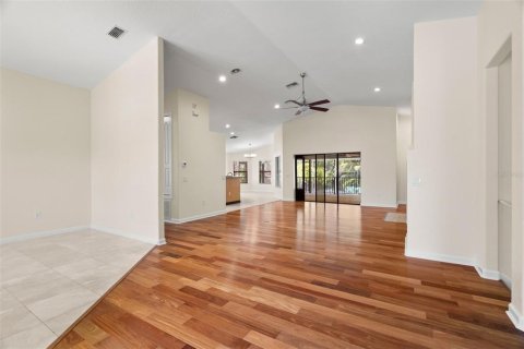 Villa ou maison à vendre à Palm Harbor, Floride: 4 chambres, 339.09 m2 № 1267794 - photo 5