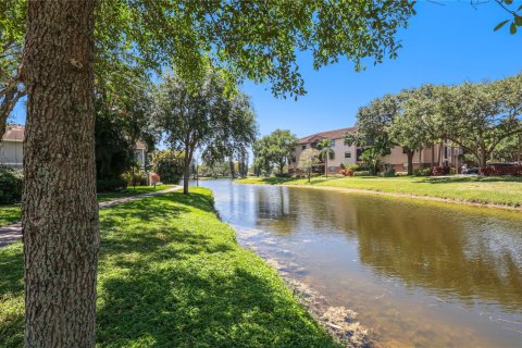 Touwnhouse à vendre à Coconut Creek, Floride: 3 chambres, 134.15 m2 № 1102050 - photo 15