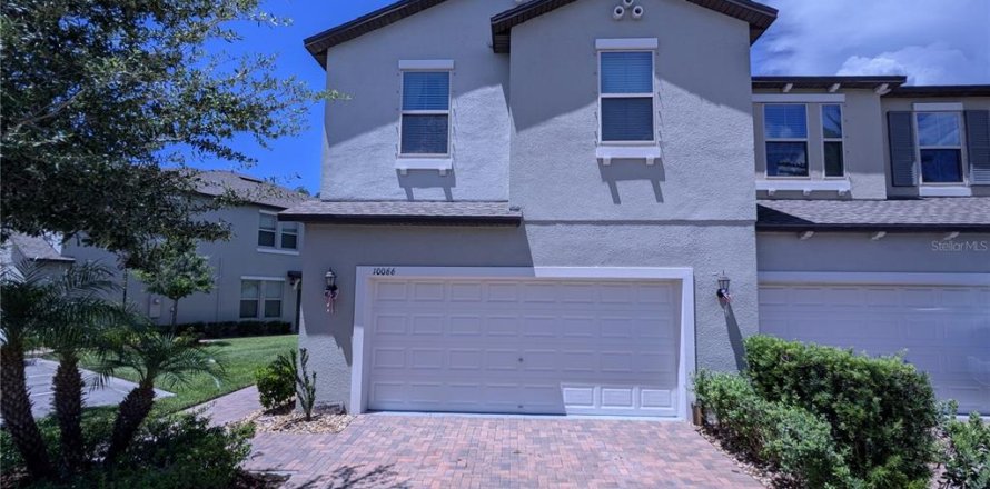 Townhouse in Tampa, Florida 4 bedrooms, 210.14 sq.m. № 1296837