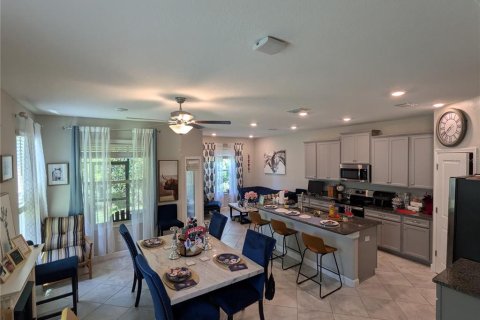 Adosado en venta en Tampa, Florida, 4 dormitorios, 210.14 m2 № 1296837 - foto 5