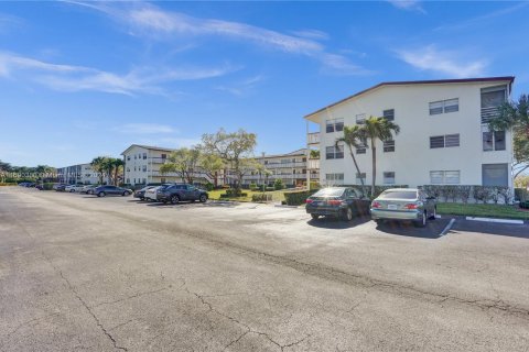 Condo in Boca Raton, Florida, 2 bedrooms  № 1436966 - photo 30