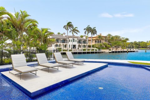 Casa en venta en Fort Lauderdale, Florida, 6 dormitorios, 1088.26 m2 № 1151847 - foto 8