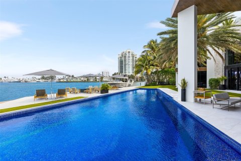 Villa ou maison à vendre à Fort Lauderdale, Floride: 6 chambres, 1088.26 m2 № 1151847 - photo 7