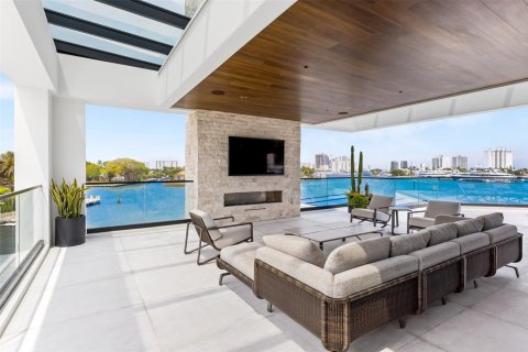 Casa en venta en Fort Lauderdale, Florida, 6 dormitorios, 1088.26 m2 № 1151847 - foto 16