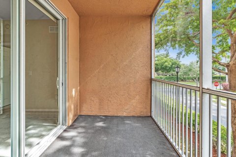 Condo in Tamarac, Florida, 2 bedrooms  № 1209130 - photo 28