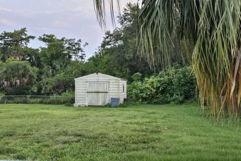 Land in Okeechobee, Florida № 1209128 - photo 1