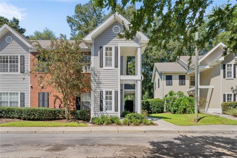 Condo in Gainesville, Florida, 3 bedrooms  № 1378284 - photo 3