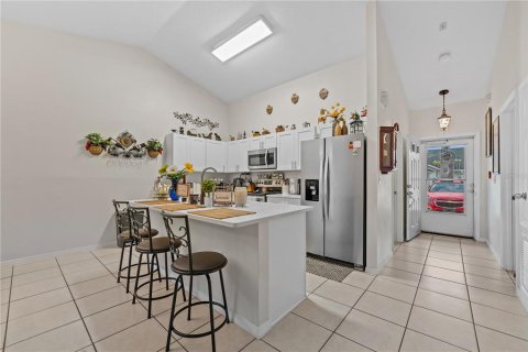 Adosado en venta en Kissimmee, Florida, 3 dormitorios, 106.65 m2 № 1366077 - foto 8