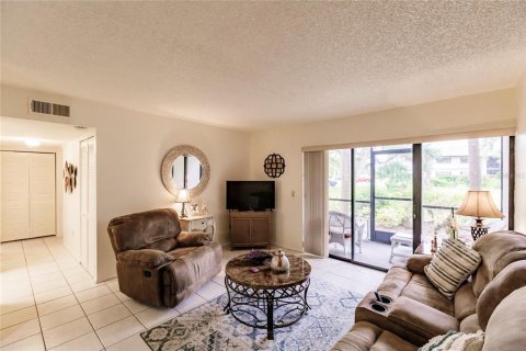 Condo in Port Charlotte, Florida, 1 bedroom  № 1383814 - photo 8