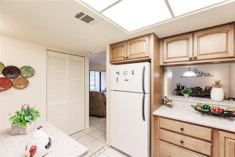 Condominio en venta en Port Charlotte, Florida, 1 dormitorio, 64.01 m2 № 1383814 - foto 15