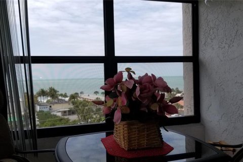 Condominio en alquiler en Sarasota, Florida, 2 dormitorios, 120.12 m2 № 214587 - foto 4