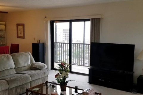 Condo in Sarasota, Florida, 2 bedrooms  № 214587 - photo 8