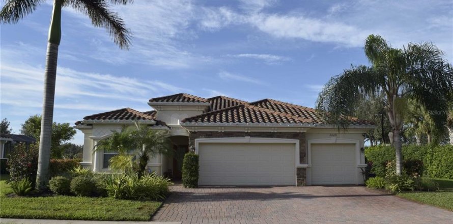 House in Naples, Florida 4 bedrooms, 210.7 sq.m. № 988521
