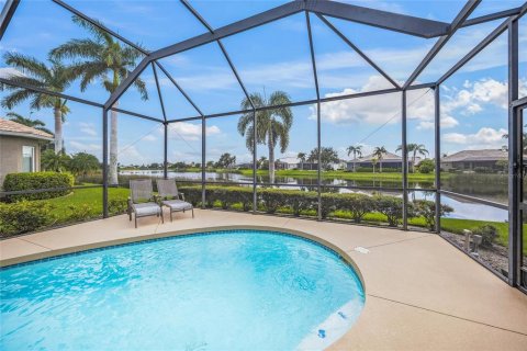 Villa ou maison à vendre à Sarasota, Floride: 4 chambres, 228.45 m2 № 1390580 - photo 3