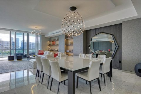 Condo in Aventura, Florida, 4 bedrooms  № 372086 - photo 6