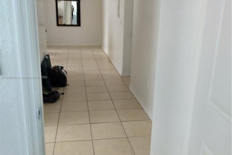 Condominio en venta en Miami, Florida, 2 dormitorios, 57.13 m2 № 1208353 - foto 16