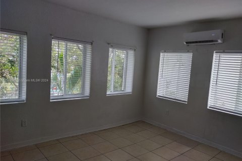 Condo in Miami, Florida, 2 bedrooms  № 1208353 - photo 20