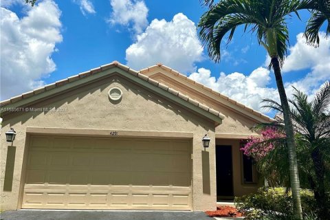 Villa ou maison à vendre à Weston, Floride: 3 chambres, 125.98 m2 № 1172721 - photo 1