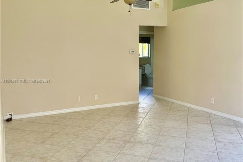 Casa en venta en Weston, Florida, 3 dormitorios, 125.98 m2 № 1172721 - foto 7