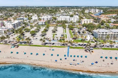 Copropriété à vendre à Deerfield Beach, Floride: 2 chambres, 149.57 m2 № 1208610 - photo 1