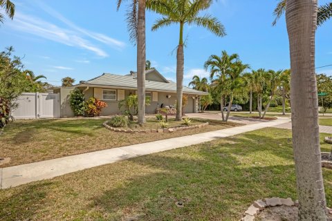 Casa en venta en North Palm Beach, Florida, 3 dormitorios, 182.09 m2 № 1100829 - foto 10