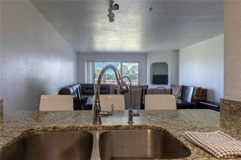 Condo in Orlando, Florida, 1 bedroom  № 1169605 - photo 9