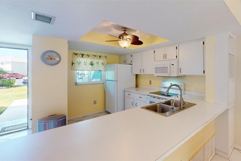 Condominio en venta en Punta Gorda, Florida, 2 dormitorios, 96.99 m2 № 1169563 - foto 7