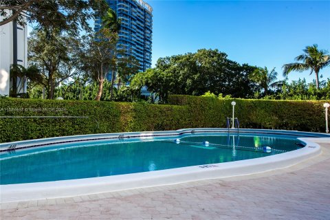 Condominio en venta en Hallandale Beach, Florida, 2 dormitorios, 105.44 m2 № 981294 - foto 25