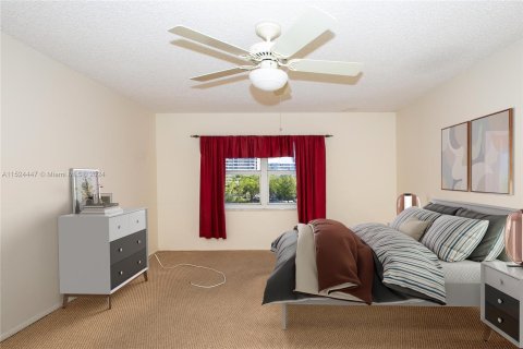 Copropriété à vendre à Hallandale Beach, Floride: 2 chambres, 105.44 m2 № 981294 - photo 15