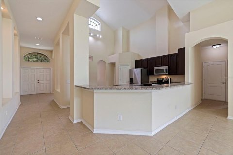 House in Tampa, Florida 4 bedrooms, 244.8 sq.m. № 1363217 - photo 5