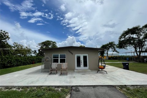 House in Homestead, Florida 3 bedrooms, 84.73 sq.m. № 681840 - photo 7