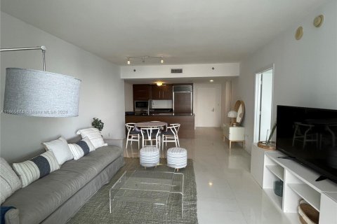 Condominio en venta en Miami, Florida, 1 dormitorio, 75.81 m2 № 1378896 - foto 7